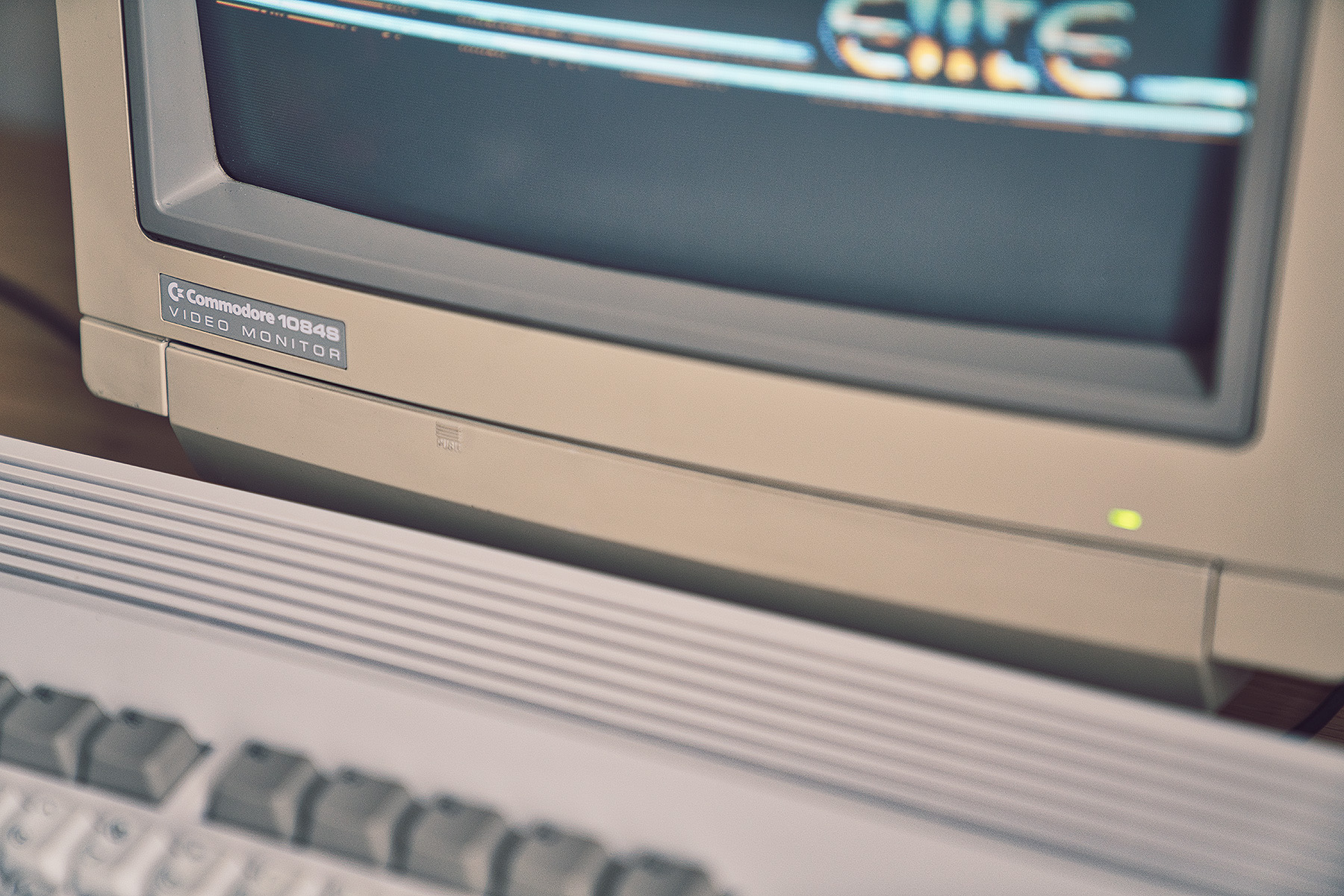 Commodore Amiga 1084s Monitor